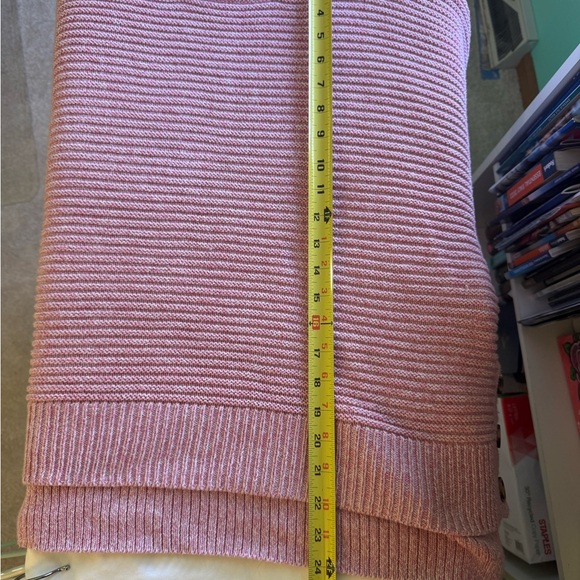 SALE! Pink Women's XL Long Sleeve Sweater - Picture 6 of 14